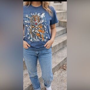 Forever 21 rhinestones tshirt